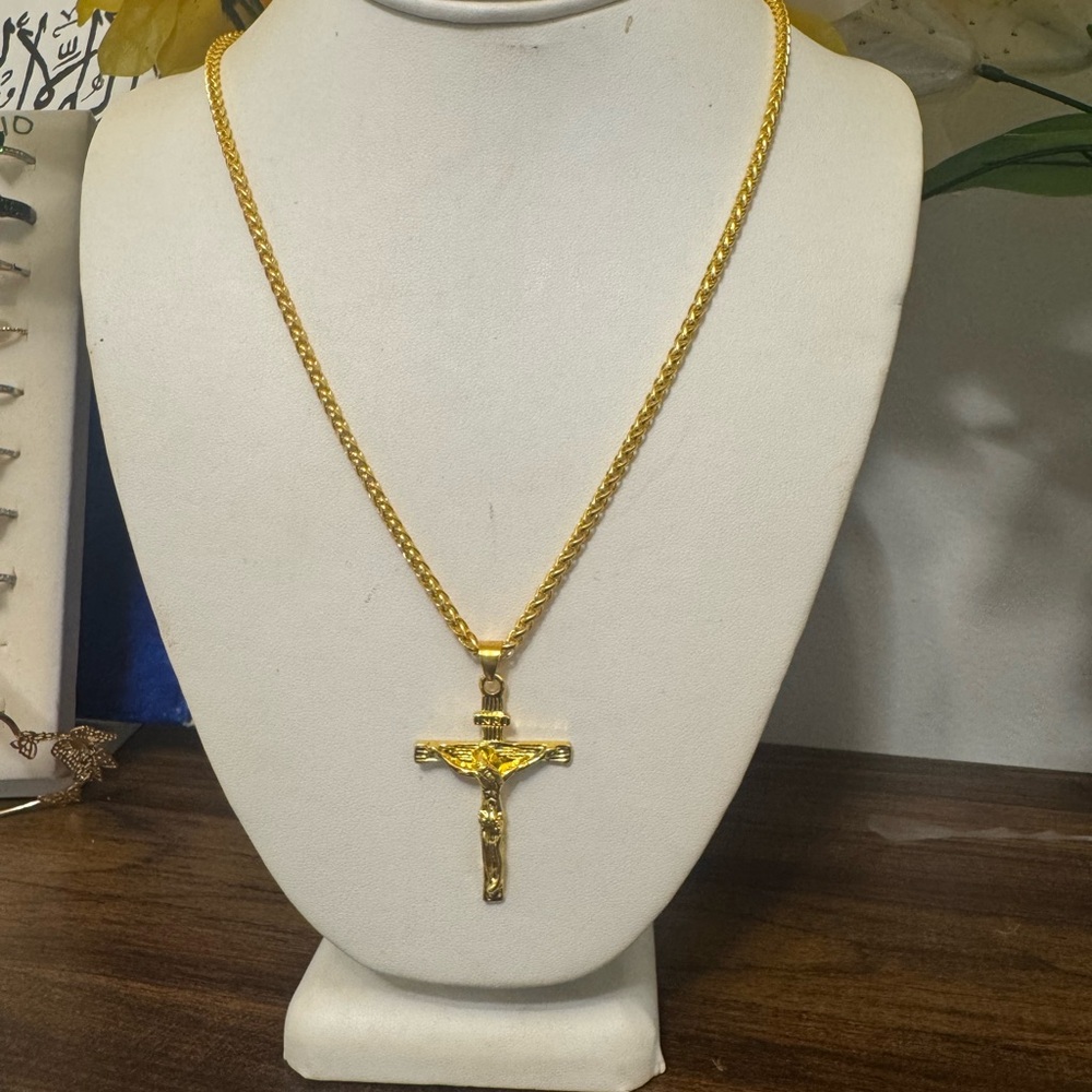 FAMILY VINTAGE STATEMENT NECKLACE